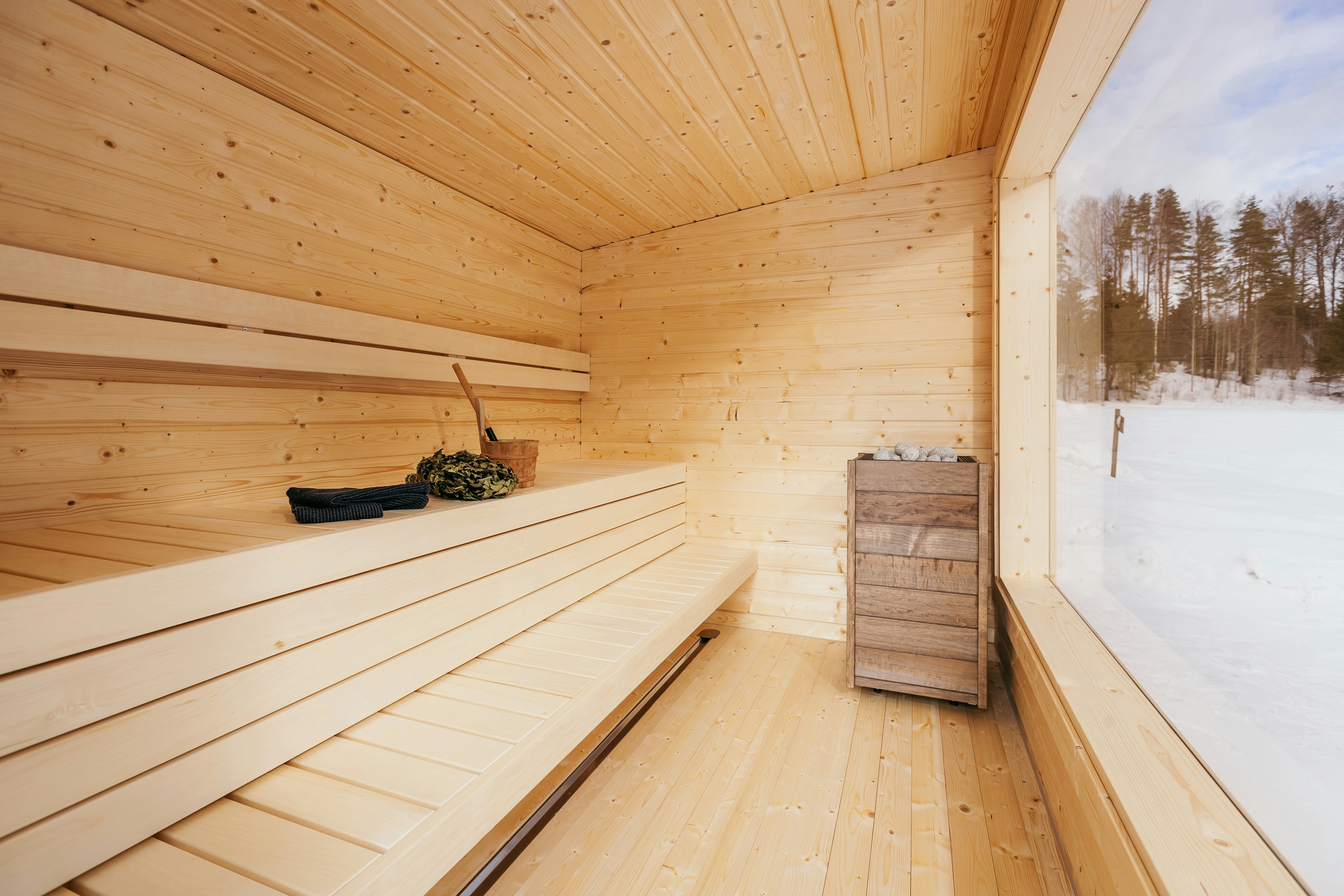 Must-Have Accessories for the Ultimate Cold Plunge Experience