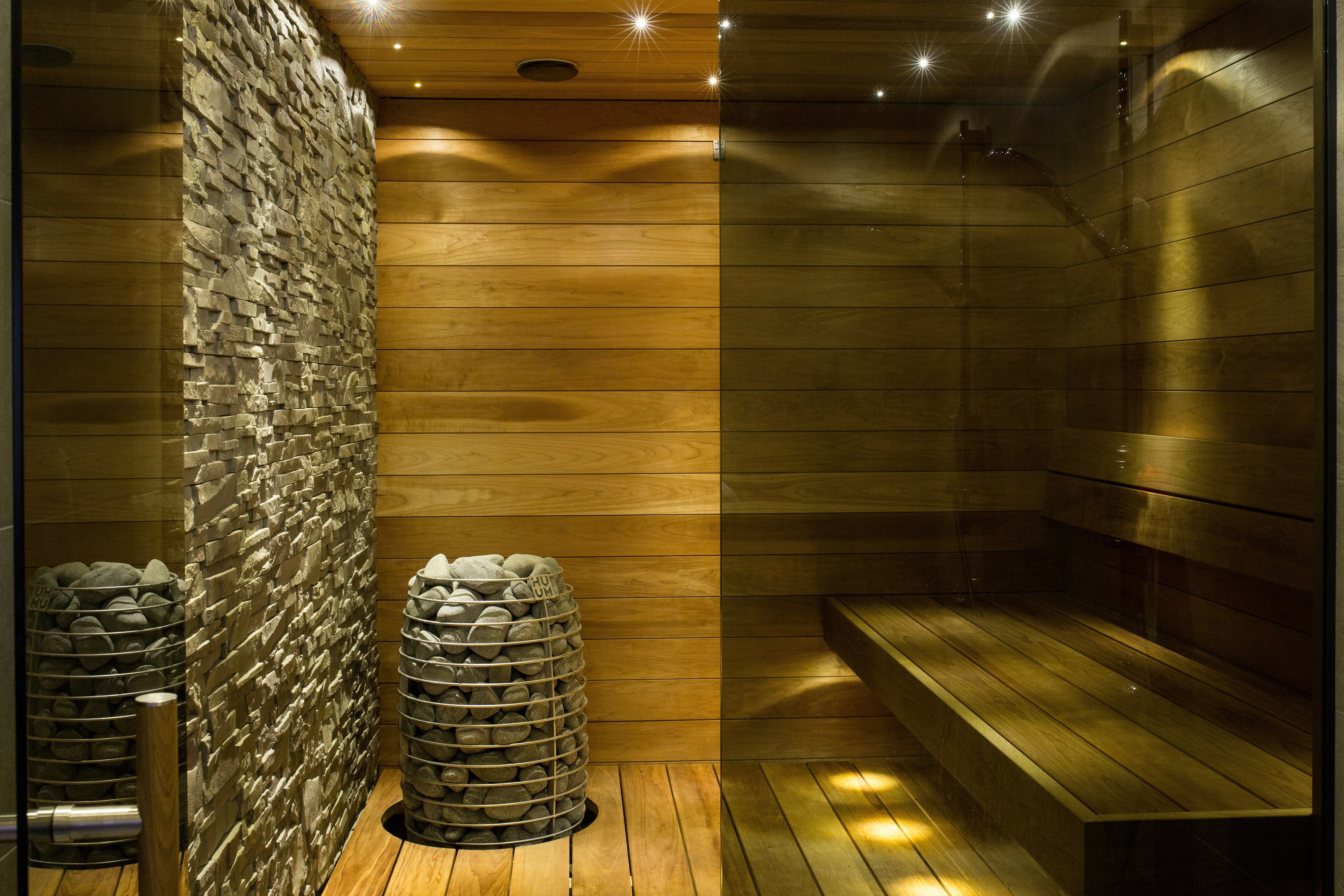 Optimize Your Recovery: Saunas and Cold Plunges Explained